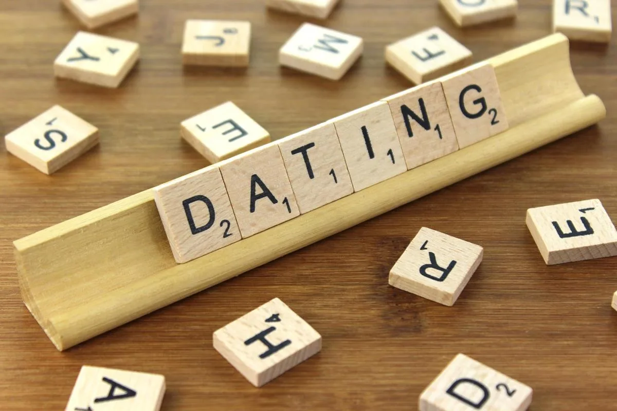 Love: Fast Flirting Secrets with Your Neighbors on Flirt for Free!