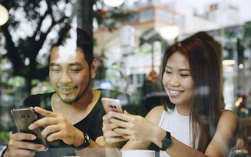 Empowering Connections: The Ultimate Guide to Safe and Exciting Dating Chats for Women